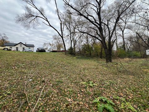 Tiny photo for 945 N Mill Street, Pontiac, IL 61764 (MLS # 12522838)