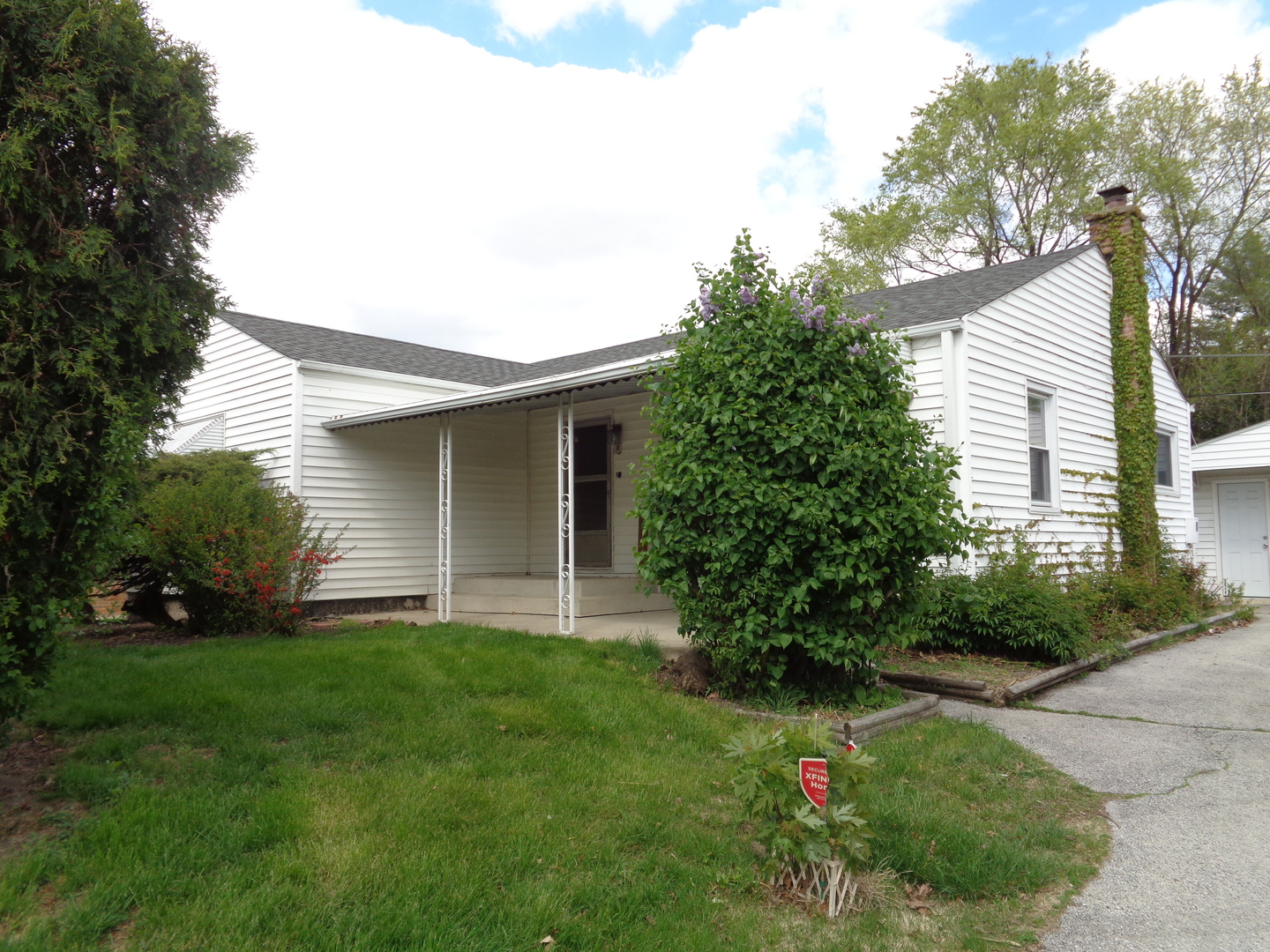 167 N Wood Dale Road