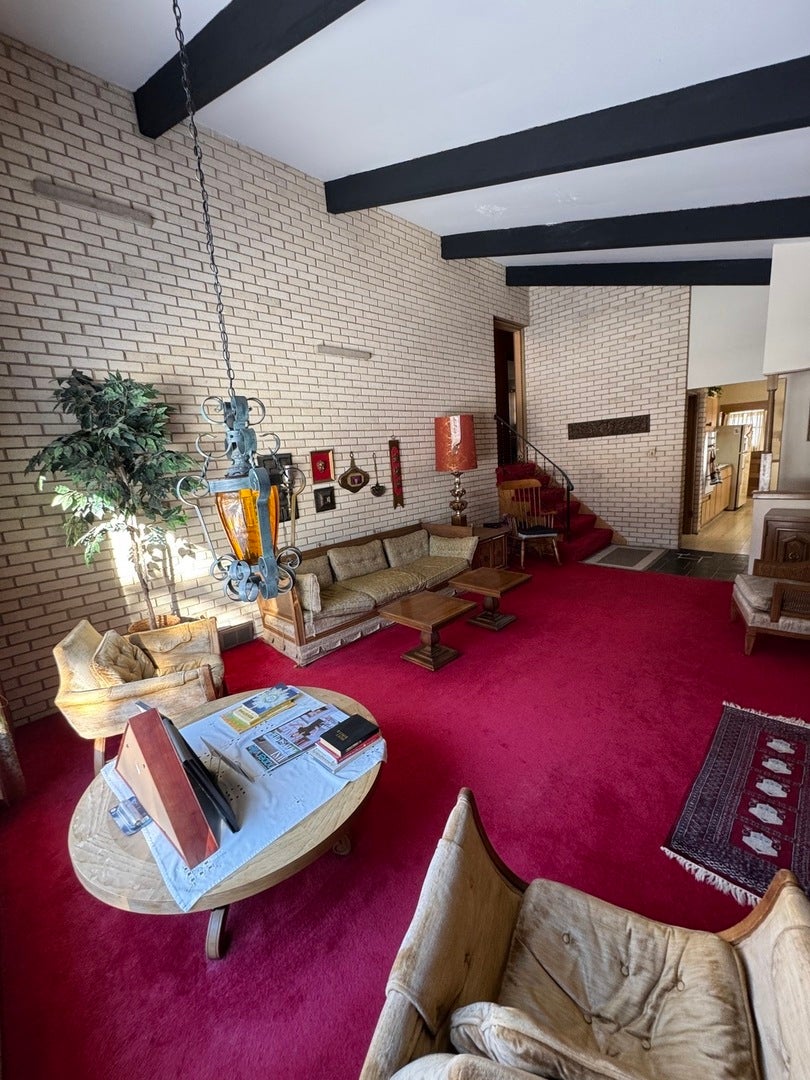 531 N York Road