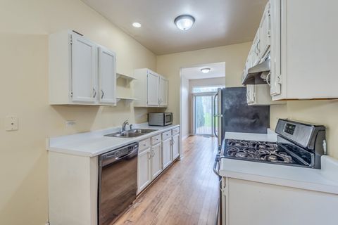 Tiny photo for 973 Mesa Drive, Lake In The Hills, IL 60156 (MLS # 12638523)