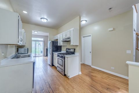 Tiny photo for 973 Mesa Drive, Lake In The Hills, IL 60156 (MLS # 12638523)