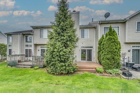 Tiny photo for 973 Mesa Drive, Lake In The Hills, IL 60156 (MLS # 12638523)