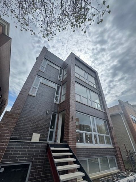 2147 W Adams Street Chicago IL 60612