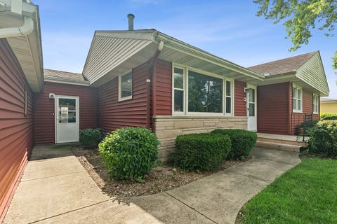 Tiny photo for 130 Lee Street, Manhattan, IL 60442 (MLS # 12680161)
