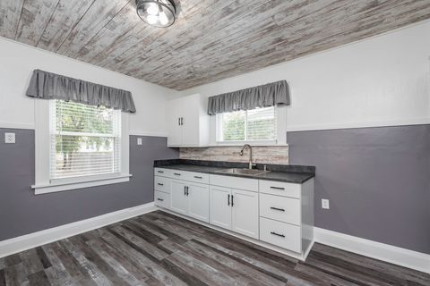 Tiny photo for 7124 26th Avenue, Kenosha, WI 53143 (MLS # 12508418)