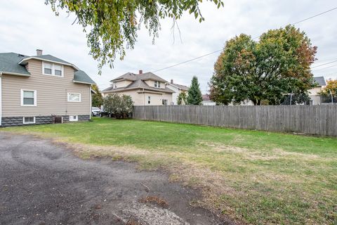 Tiny photo for 7124 26th Avenue, Kenosha, WI 53143 (MLS # 12508418)