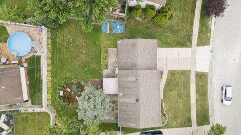 Tiny photo for 5700 Victoria Drive, Oak Forest, IL 60452 (MLS # 12709775)
