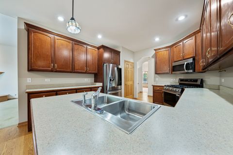 Tiny photo for 604 Bethany Drive, Shorewood, IL 60404 (MLS # 12504606)