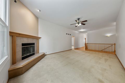 Tiny photo for 604 Bethany Drive, Shorewood, IL 60404 (MLS # 12504606)