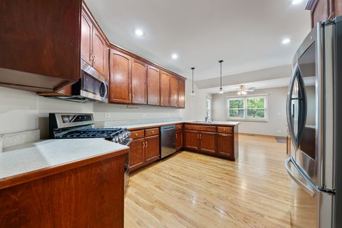 Tiny photo for 604 Bethany Drive, Shorewood, IL 60404 (MLS # 12504606)