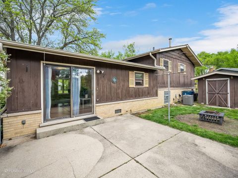 Tiny photo for 6955 PARKVIEW Drive, Downers Grove, IL 60516 (MLS # 12633809)