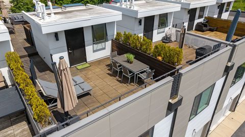 Tiny photo for 441 W Hobbie Street, Chicago, IL 60610 (MLS # 12564378)