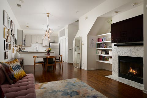 Photo of 952 N Crosby Street, Chicago, IL 60610 (MLS # 12671659)