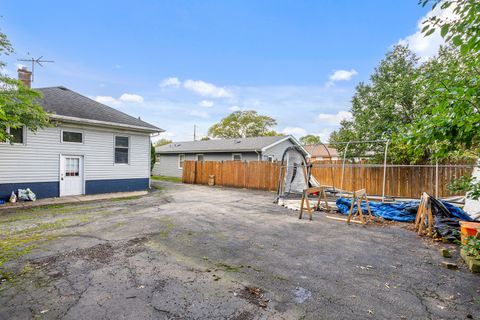 Tiny photo for 2100 S Washington Street, Lockport, IL 60441 (MLS # 12448865)