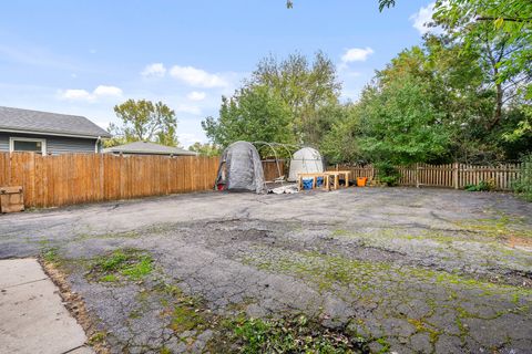 Tiny photo for 2100 S Washington Street, Lockport, IL 60441 (MLS # 12448865)