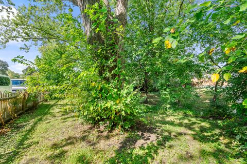 Tiny photo for 2100 S Washington Street, Lockport, IL 60441 (MLS # 12448865)