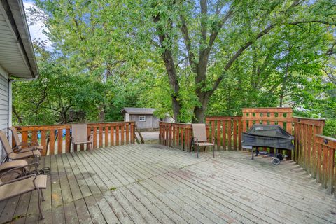 Tiny photo for 2100 S Washington Street, Lockport, IL 60441 (MLS # 12448865)