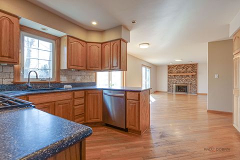 Tiny photo for 188 W Center Street, Wood Dale, IL 60191 (MLS # 12543919)