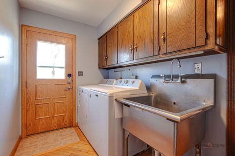 Tiny photo for 188 W Center Street, Wood Dale, IL 60191 (MLS # 12543919)