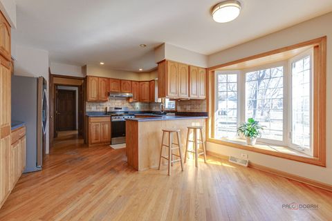 Tiny photo for 188 W Center Street, Wood Dale, IL 60191 (MLS # 12543919)