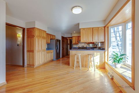 Tiny photo for 188 W Center Street, Wood Dale, IL 60191 (MLS # 12543919)