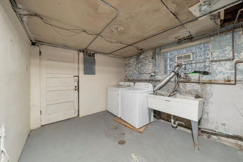 Tiny photo for 7643 S Paxton Avenue, Chicago, IL 60649 (MLS # 12484151)