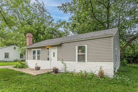 Tiny photo for 307 Louis Road, Joliet, IL 60433 (MLS # 12691048)