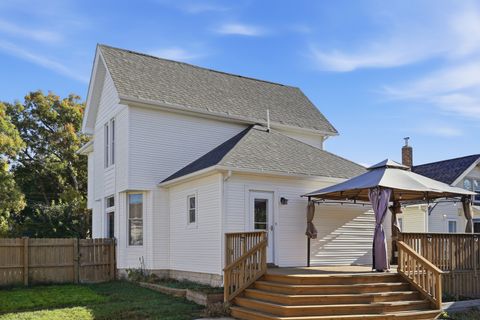 Tiny photo for 1103 Highland Avenue, Dixon, IL 61021 (MLS # 12505756)