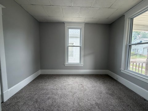 Tiny photo for 603 W Oakland Avenue, Bloomington, IL 61701 (MLS # 12755414)
