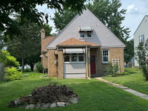 Tiny photo for 2231 9th Avenue, Rockford, IL 61104 (MLS # 12435459)