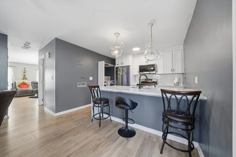 Tiny photo for 16 Forest Lane, Cary, IL 60013 (MLS # 12545986)