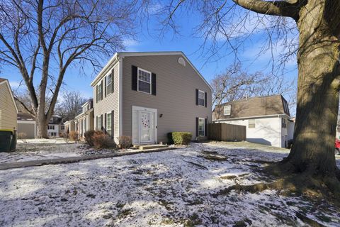 Tiny photo for 16 Forest Lane, Cary, IL 60013 (MLS # 12545986)