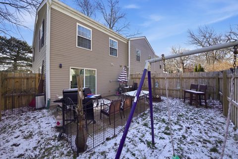 Tiny photo for 16 Forest Lane, Cary, IL 60013 (MLS # 12545986)