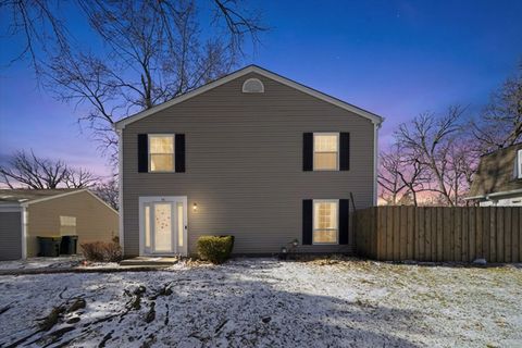 Tiny photo for 16 Forest Lane, Cary, IL 60013 (MLS # 12545986)