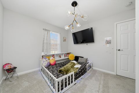 Tiny photo for 16 Forest Lane, Cary, IL 60013 (MLS # 12545986)