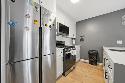 Tiny photo for 16 Forest Lane, Cary, IL 60013 (MLS # 12545986)