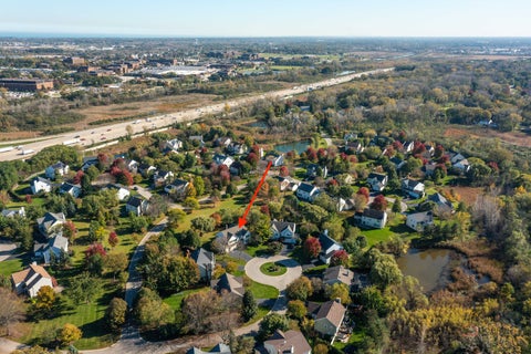 Tiny photo for 14241 Oakwood Court, Green Oaks, IL 60048 (MLS # 12788736)