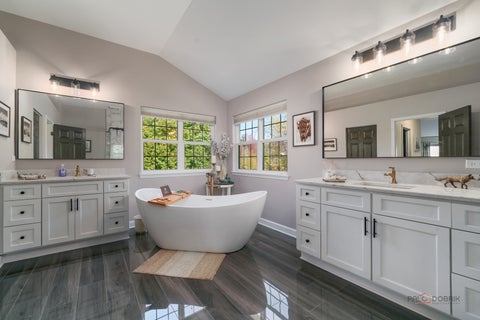 Tiny photo for 14241 Oakwood Court, Green Oaks, IL 60048 (MLS # 12788736)