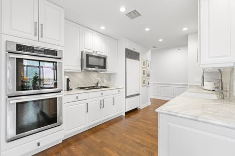 Tiny photo for 21 E HURON Street #2102, Chicago, IL 60611 (MLS # 12784175)