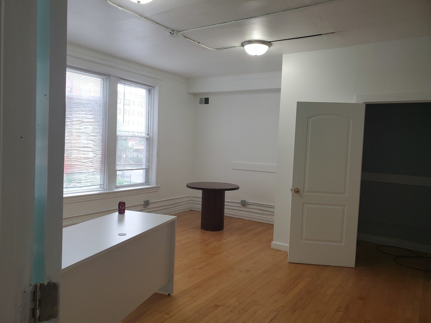 1218 W Wilson Avenue