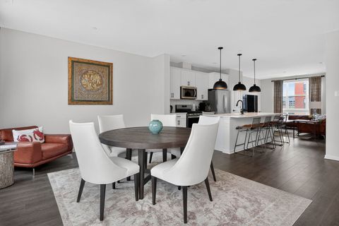 Tiny photo for 2213 Venture Drive, Schaumburg, IL 60173 (MLS # 12610600)