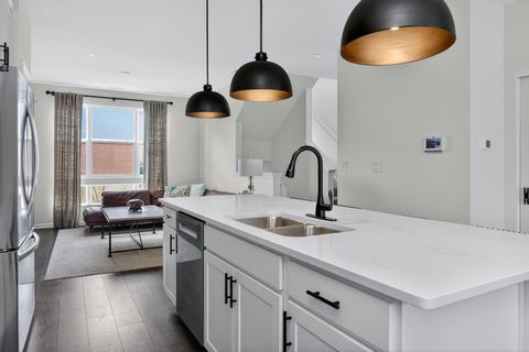 Tiny photo for 2213 Venture Drive, Schaumburg, IL 60173 (MLS # 12610600)