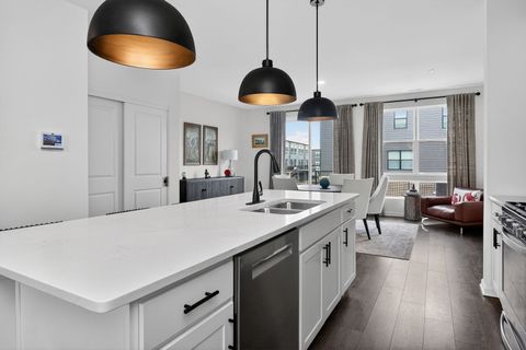 Tiny photo for 2213 Venture Drive, Schaumburg, IL 60173 (MLS # 12610600)