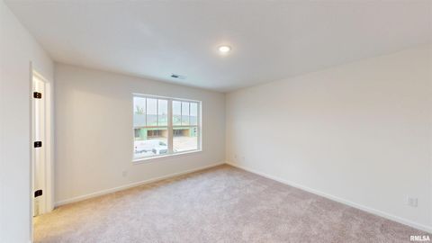 Tiny photo for 5882 BUTTERFIELD Court, Bettendorf, IA 52722 (MLS # QC4265802)