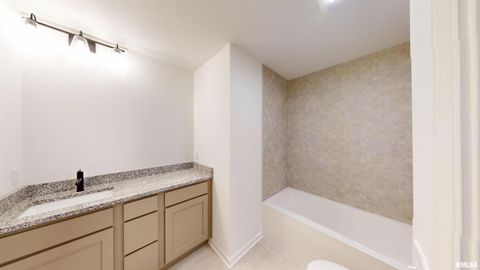 Tiny photo for 5882 BUTTERFIELD Court, Bettendorf, IA 52722 (MLS # QC4265802)