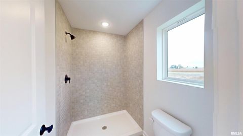 Tiny photo for 5882 BUTTERFIELD Court, Bettendorf, IA 52722 (MLS # QC4265802)