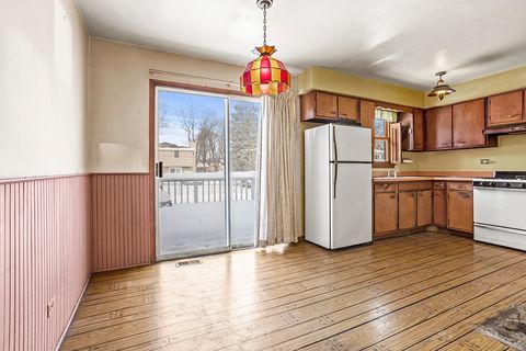 Tiny photo for 30W162 Claymore Lane, Naperville, IL 60563 (MLS # 12527607)