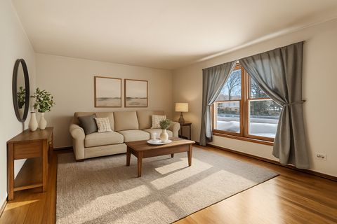 Tiny photo for 30W162 Claymore Lane, Naperville, IL 60563 (MLS # 12527607)