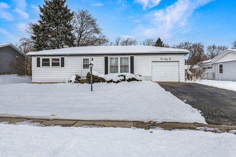 Photo of 30W162 Claymore Lane, Naperville, IL 60563 (MLS # 12527607)