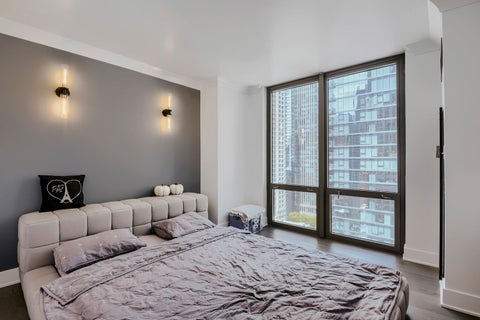 Tiny photo for 2 E Erie Street #1511, Chicago, IL 60611 (MLS # 12647875)